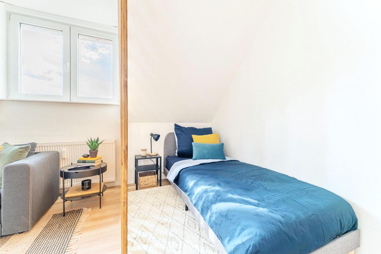 Apartment Vollausgtesttattes Modernes Studio,nahe Btu,netflix,kostenloser Tiefgaragenstellplatz